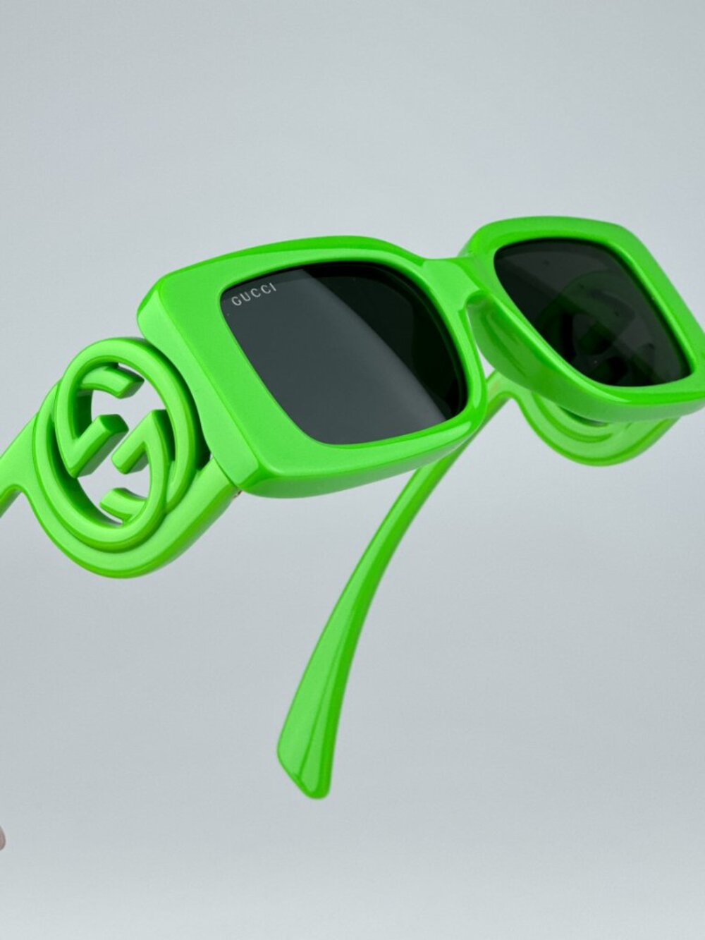 GUCCI GG1325S 009 ACID GREEN RECTANGLE SUNGLASSES